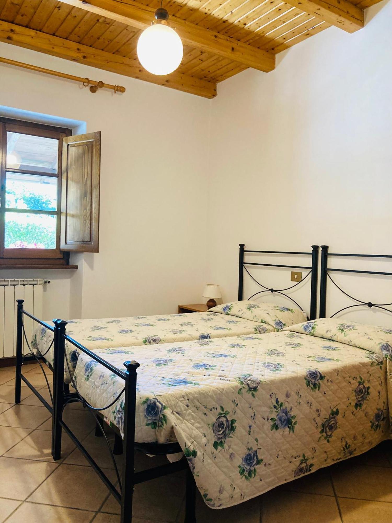 Agriturismo Poderino กาสติลิโอเน ดิ การ์ฟาญานา ภายนอก รูปภาพ