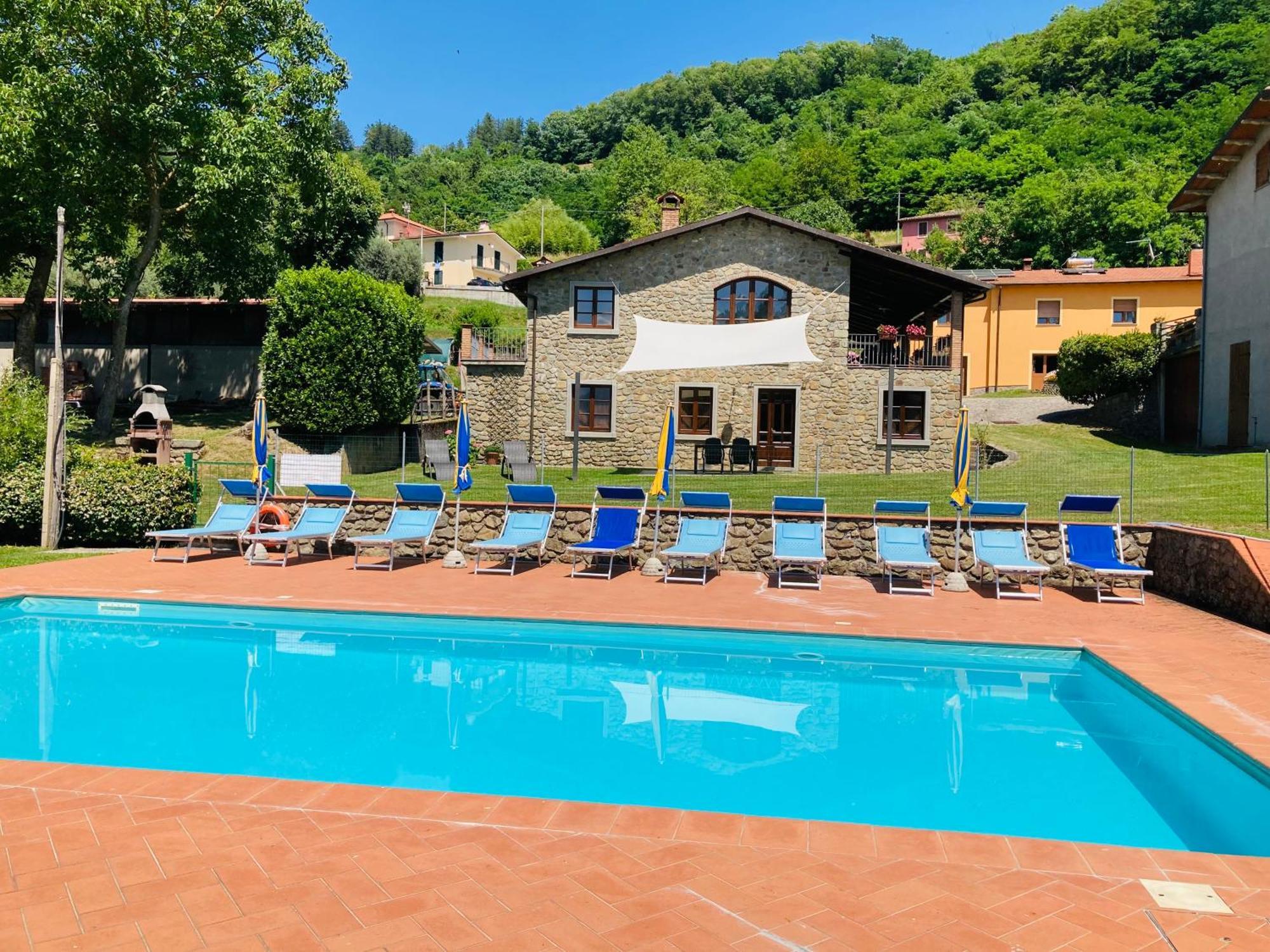 Agriturismo Poderino กาสติลิโอเน ดิ การ์ฟาญานา ภายนอก รูปภาพ