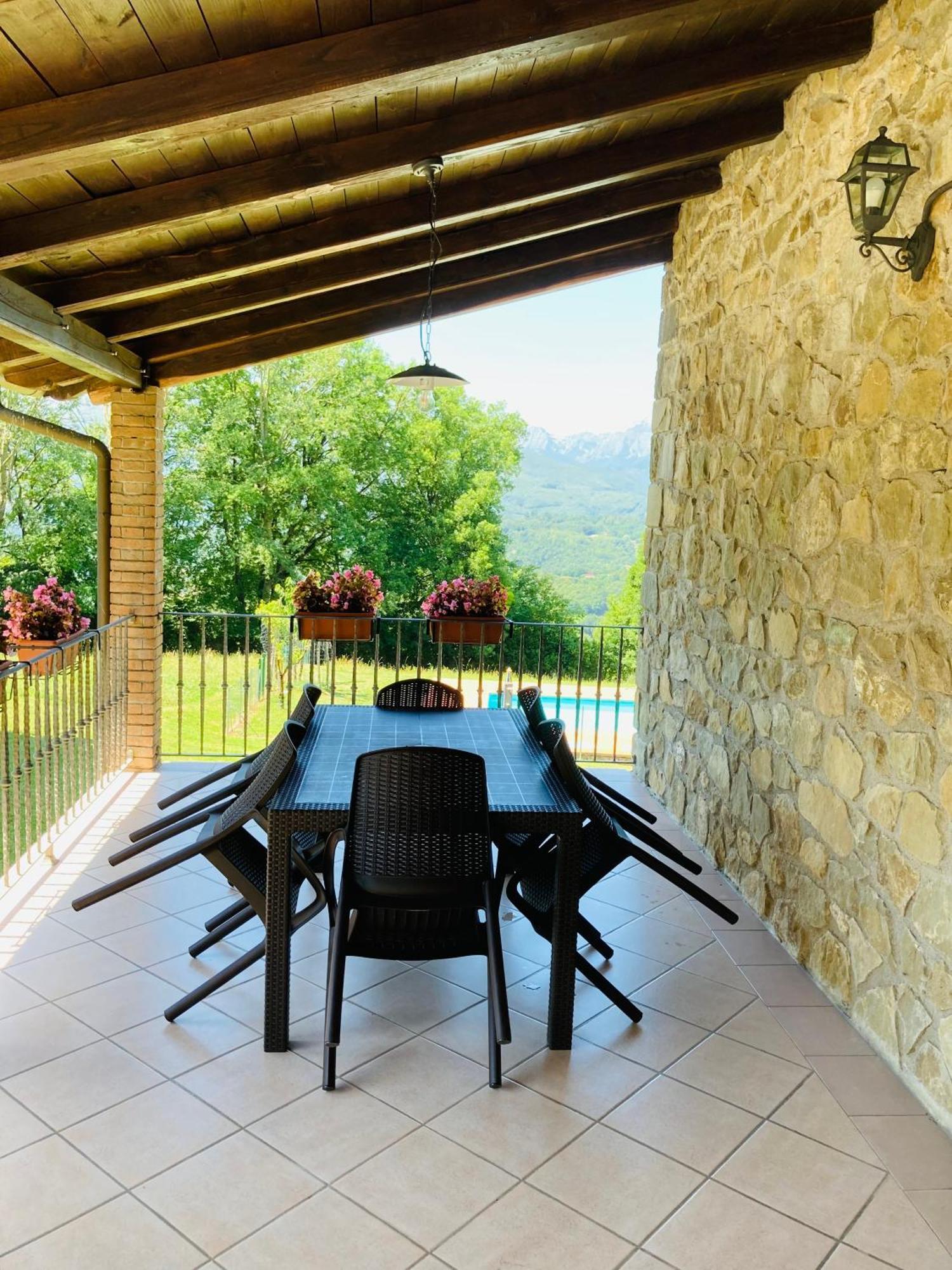 Agriturismo Poderino กาสติลิโอเน ดิ การ์ฟาญานา ภายนอก รูปภาพ