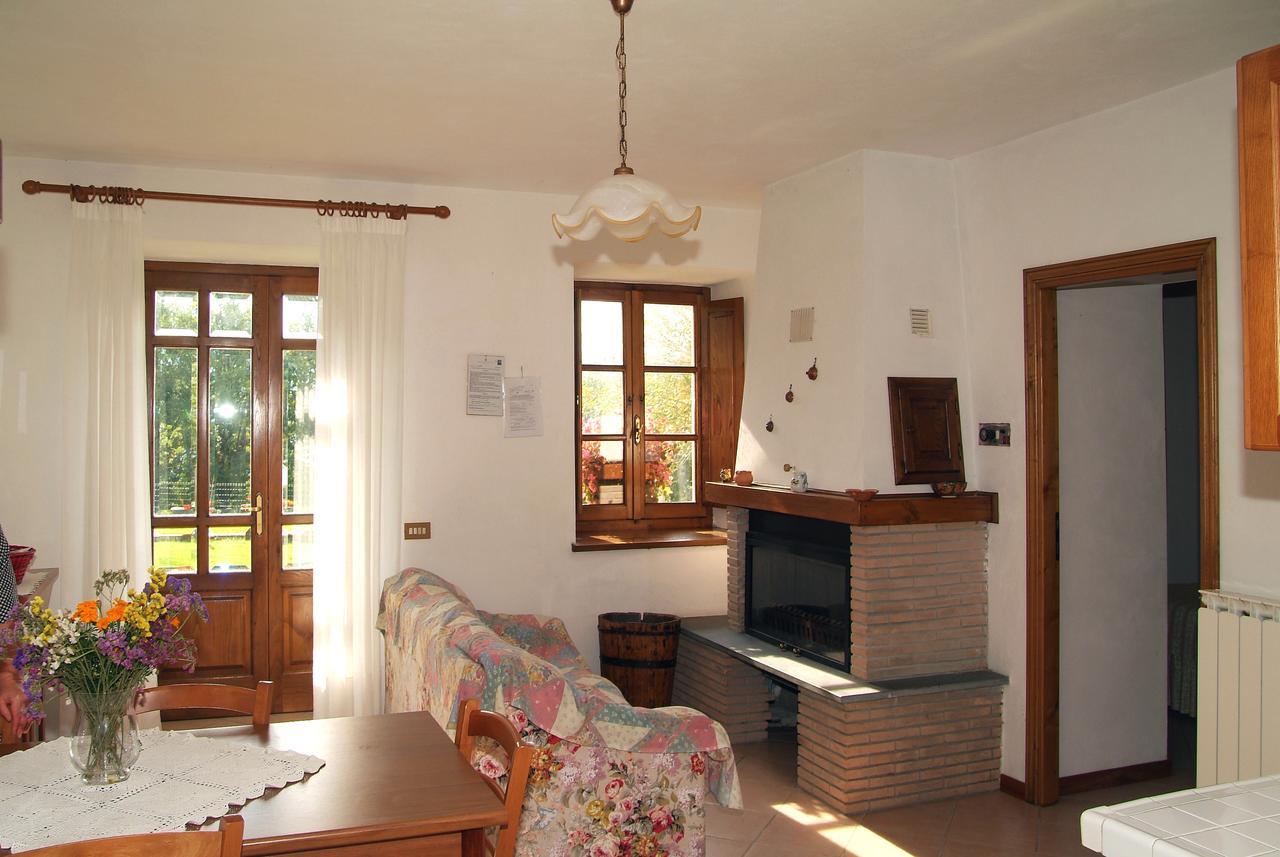 Agriturismo Poderino กาสติลิโอเน ดิ การ์ฟาญานา ภายนอก รูปภาพ